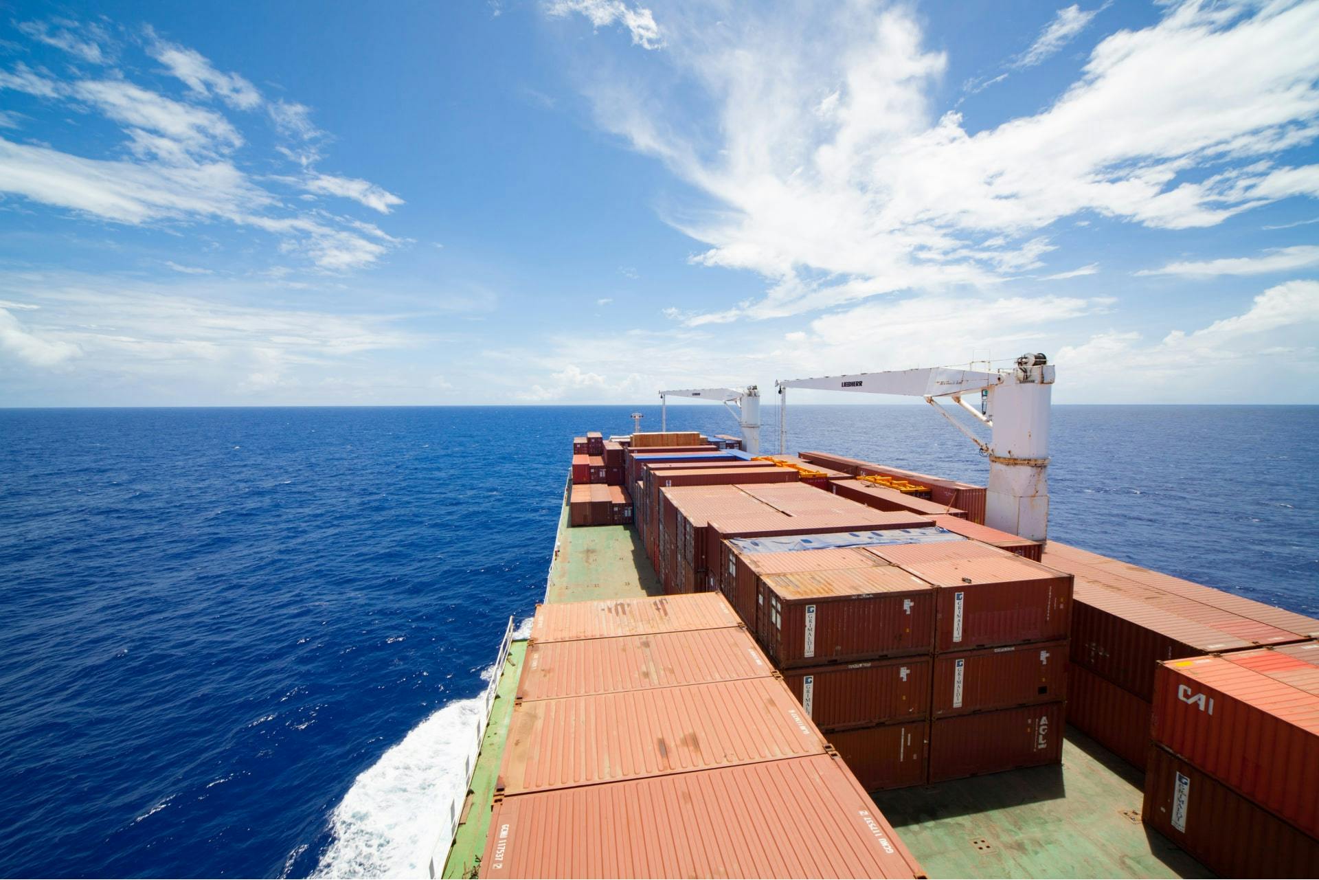 Unpacking the Benefits of RoRo Shipping in Project Logistics Scenarios